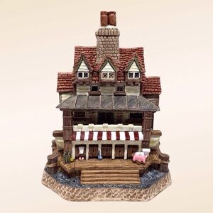 David Winter Seaside Boardwalk Coll.-Lodgings & Sea Bathing Brown/Red EUC